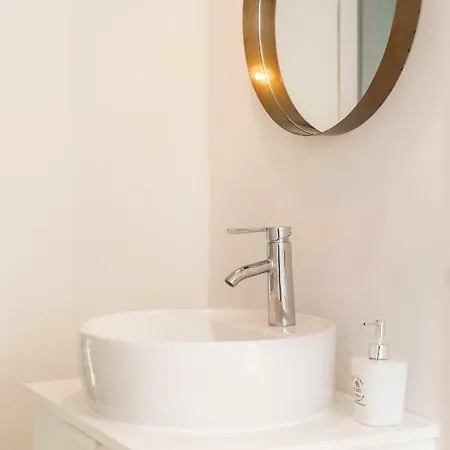 Апартаменты Easy Welcome Quinto Cielo *